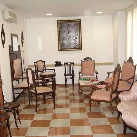 Don Paula מלון